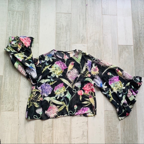 H&M Seethrough Floral BatWing Bell Flare Sleeve - Picture 11 of 16